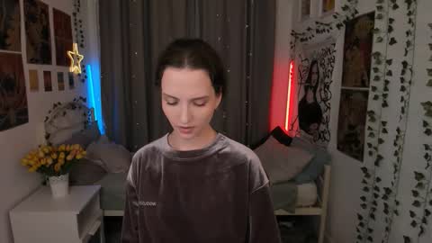 Snapshot of ariadna_s chatting on 13, 9, 2025 Ariadna online show from 13, 9, 2025