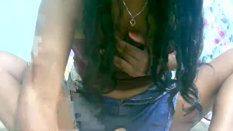 Snapshot of ariah13 chatting on 20, 12, 2025 ariah13 online show from 20, 12, 2025