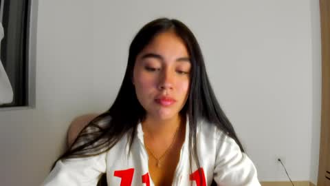 Snapshot of ariamontgomeryyy chatting on 1, 6, 2026 Aria Montgomery online show from 1, 6, 2026