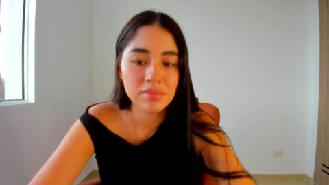 Snapshot of ariamontgomeryyy chatting on 2, 6, 2026 Aria Montgomery online show from 2, 6, 2026