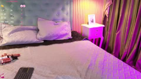 Snapshot of ariana_carterr chatting on 8, 5, 2026 ariana_carterr online show from 8, 5, 2026
