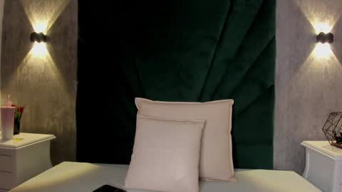 Snapshot of ariana_ceballos chatting on 19, 12, 2024 ARIANA online show from 19, 12, 2024