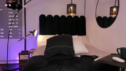 Snapshot of ariana_fitl chatting on 14, 2, 2025 DaniAri - dimension X at night NY time online show from 14, 2, 2025