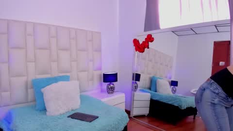  ariana  online show from 22, 2, 2025