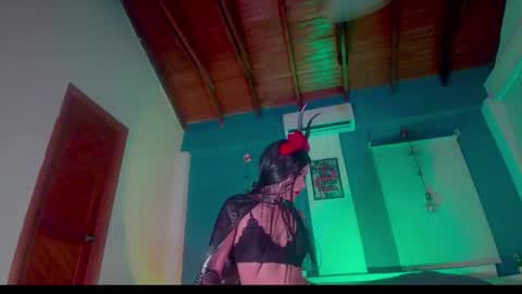 ariana_whitee online show from 31, 10, 2025