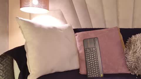 Arianaa Gray online show from 22, 11, 2025