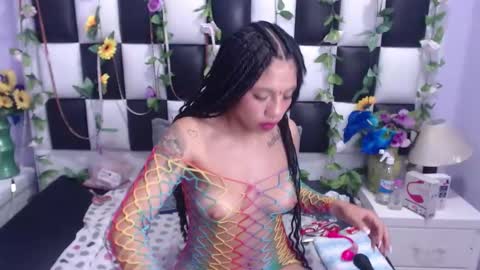 arianaa tompsoon online show from 21, 12, 2024