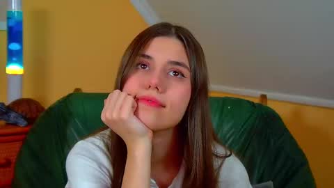 Snapshot of arianaallens chatting on 19, 11, 2025 Ariana online show from 19, 11, 2025