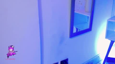 Ari  online show from 10, 11, 2025