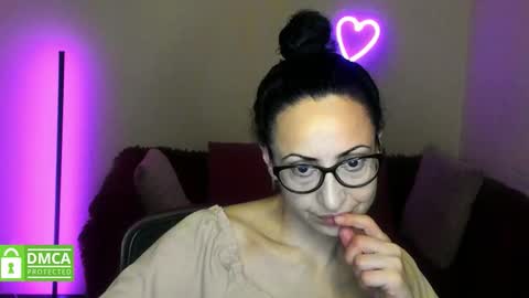 Snapshot of arianna_tifany chatting on 24, 11, 2025 Arianna online show from 24, 11, 2025