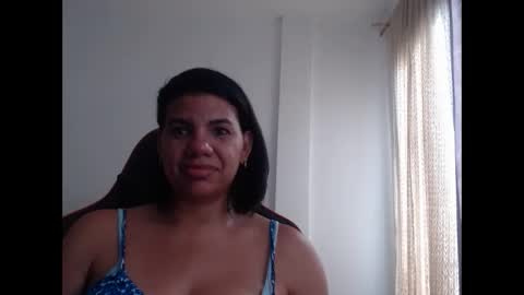 Snapshot of ariannaloovel chatting on 2, 12, 2024 ariannaloovel online show from 2, 12, 2024
