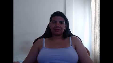 Snapshot of ariannaloovel chatting on 4, 12, 2024 ariannaloovel online show from 4, 12, 2024