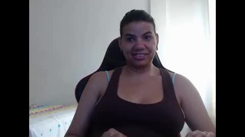 Snapshot of ariannaloovel chatting on 27, 12, 2024 ariannaloovel online show from 27, 12, 2024
