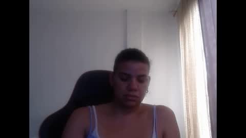 Snapshot of ariannaloovel chatting on 7, 1, 2025 ariannaloovel online show from 7, 1, 2025