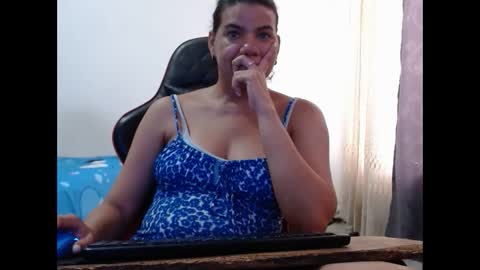 Snapshot of ariannaloovel chatting on 13, 2, 2025 ariannaloovel online show from 13, 2, 2025