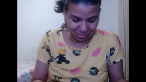 Snapshot of ariannaloovel chatting on 6, 3, 2025 ariannaloovel online show from 6, 3, 2025