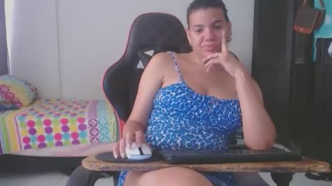 ariannaloovel online show from 3, 4, 2026