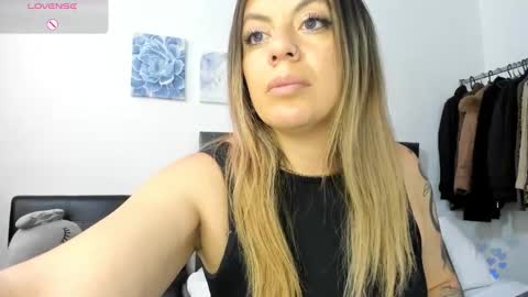 Snapshot of ariannawil chatting on 7, 2, 2026 ariannawil online show from 7, 2, 2026