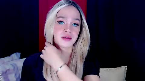 Snapshot of arianne_xoxo777 chatting on 2, 12, 2024 ARIANNE CUMS online show from 2, 12, 2024