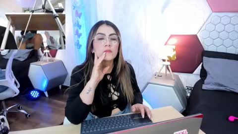 aria online show from 23, 5, 2026