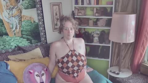 Snapshot of arielabai chatting on 1, 10, 2025 Arielle Ari online show from 1, 10, 2025