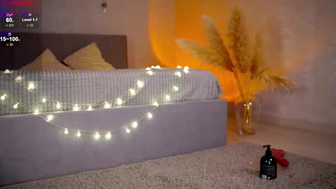 arielkielly online show from 7, 10, 2025