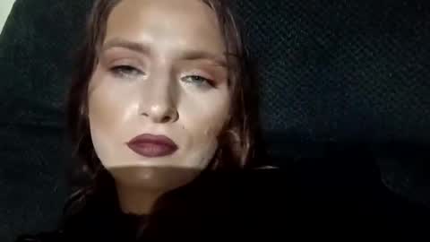 Snapshot of ariellaboxxx98 chatting on 8, 10, 2025 ariellaboxxx98 online show from 8, 10, 2025