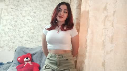 Snapshot of ariellewallet chatting on 14, 4, 2026 Call me Bella online show from 14, 4, 2026