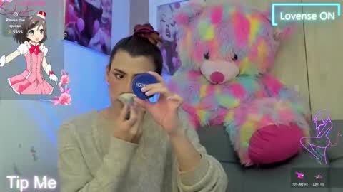 Ariana Forero ---- independet model online show from 7, 11, 2025