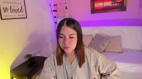 Snapshot of ariianabaker chatting on 19, 10, 2025 Arianna online show from 19, 10, 2025