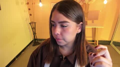 Snapshot of ariianabaker chatting on 1, 12, 2025 Arianna online show from 1, 12, 2025