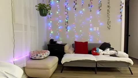 airskiii online show from 5, 10, 2025