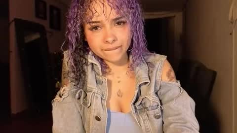 Snapshot of arikatorres chatting on 13, 10, 2025 Arin online show from 13, 10, 2025