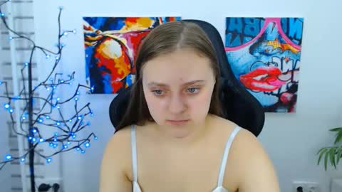 arinabelle online show from 10, 11, 2025