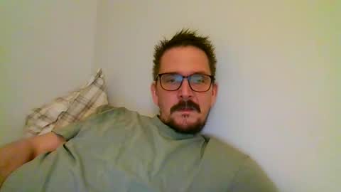 Snapshot of ariparikrigsmann chatting on 4, 1, 2025 ariparikrigsmann online show from 4, 1, 2025