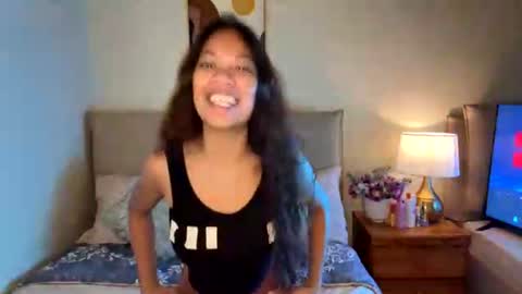 Snapshot of aristruths chatting on 15, 6, 2026 Ari online show from 15, 6, 2026