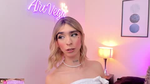   Nice to meet you  thumb up me please its important I  LOOK MY BIO DOWN online show from 21, 2, 2025