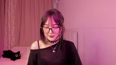 Snapshot of ariya_star chatting on 8, 4, 2026 Ariya online show from 8, 4, 2026