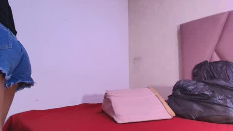 Snapshot of arleth_1 chatting on 22, 10, 2025 Arleth online show from 22, 10, 2025