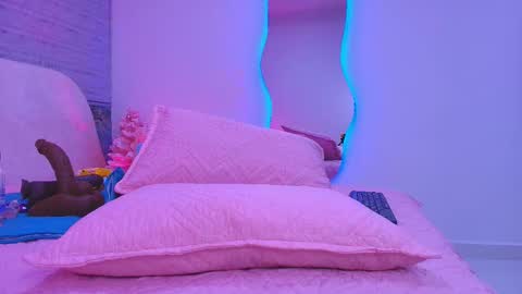 Snapshot of arleth_1 chatting on 25, 11, 2025 Arleth online show from 25, 11, 2025