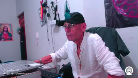 Snapshot of armaduradeacero chatting on 11, 10, 2025 armaduradeacero online show from 11, 10, 2025