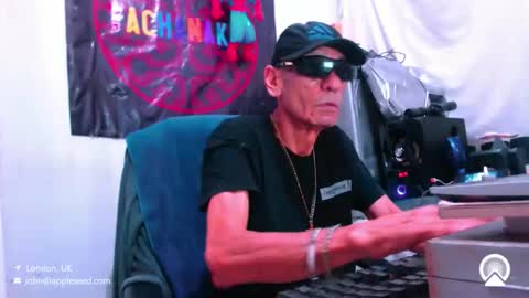 Snapshot of armaduradeacero chatting on 15, 10, 2025 armaduradeacero online show from 15, 10, 2025