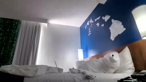 Snapshot of armstrong1718 chatting on 11, 10, 2025 armstrong1718 online show from 11, 10, 2025