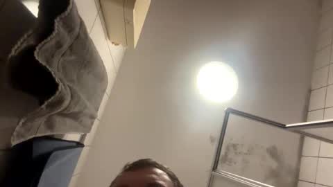 Snapshot of armyskater32 chatting on 29, 11, 2025 armyskater32 online show from 29, 11, 2025