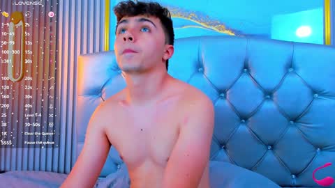 Snapshot of aron__cooper chatting on 21, 12, 2024 aron__cooper online show from 21, 12, 2024