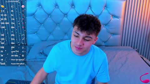 Snapshot of aron__cooper chatting on 29, 12, 2024 aron__cooper online show from 29, 12, 2024