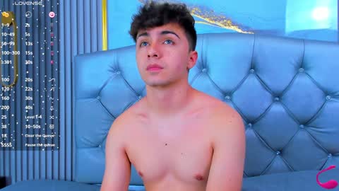 Snapshot of aron__cooper chatting on 10, 1, 2025 aron__cooper online show from 10, 1, 2025