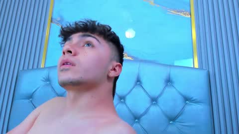 Snapshot of aron__cooper chatting on 24, 1, 2025 aron__cooper online show from 24, 1, 2025