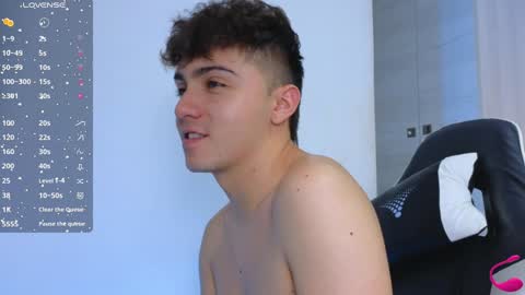 Snapshot of aron__cooper chatting on 26, 1, 2025 aron__cooper online show from 26, 1, 2025