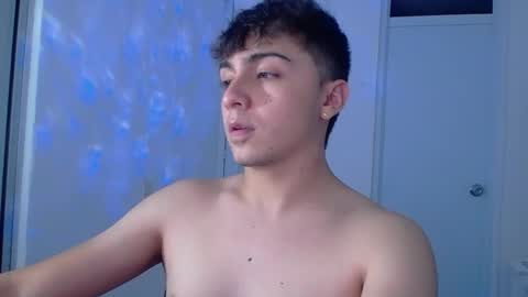 Snapshot of aron__cooper chatting on 9, 3, 2025 aron__cooper online show from 9, 3, 2025